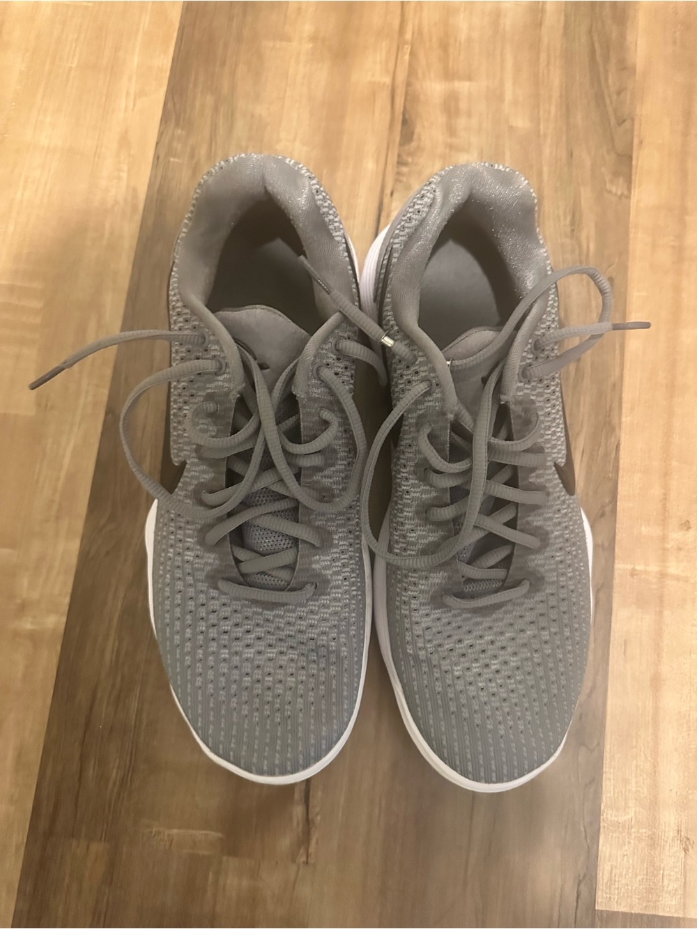 Nike Men's Grey Knit Athletic Sneakers